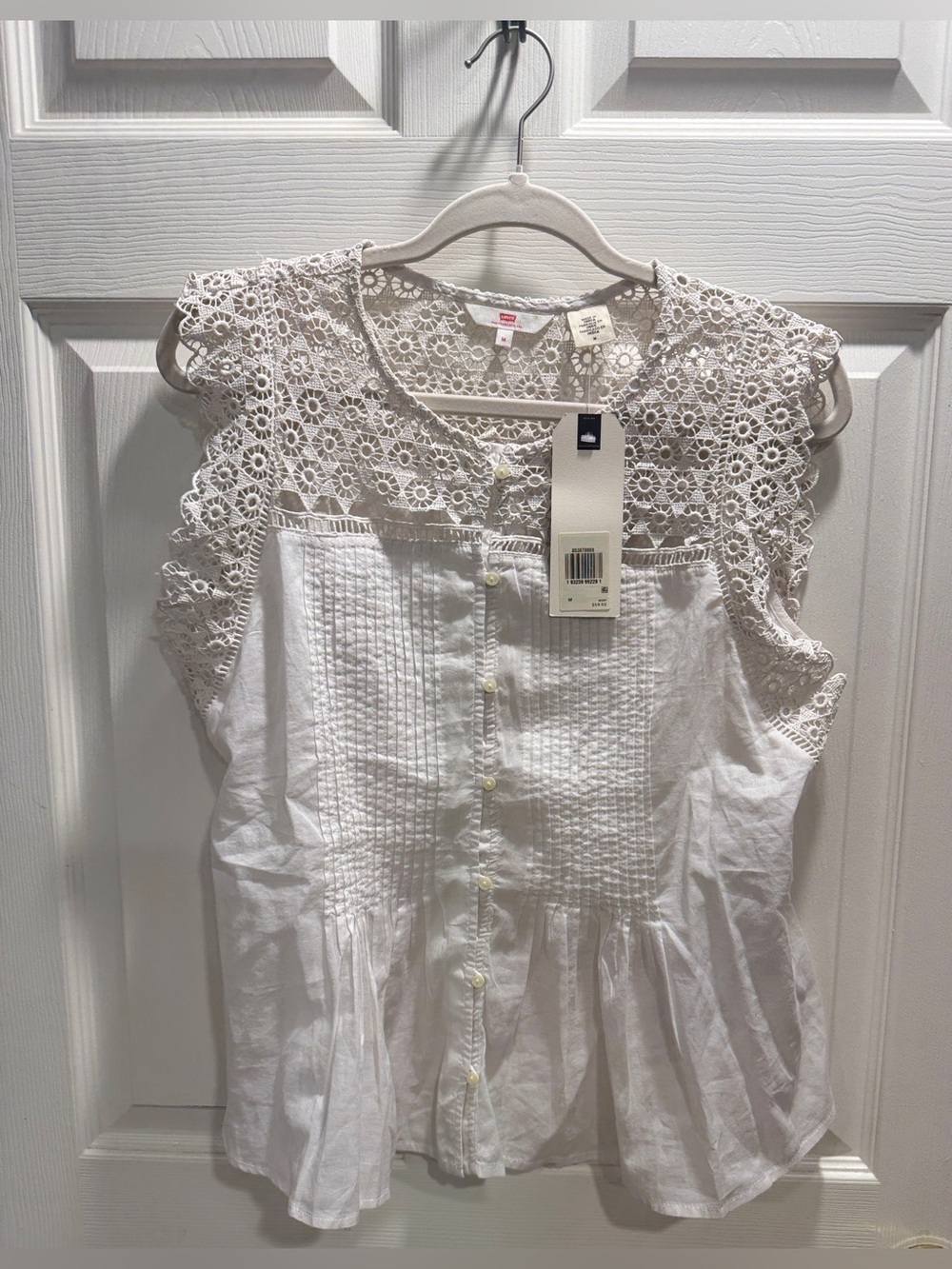 NWT Levi’s White Lace Crochet Blouse Medium Boho Cottagecore Eyelet Cotton Top - Picture 2 of 11